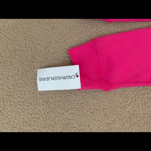 Calvin Klein sweater (dark pink) - Picture 4 of 4